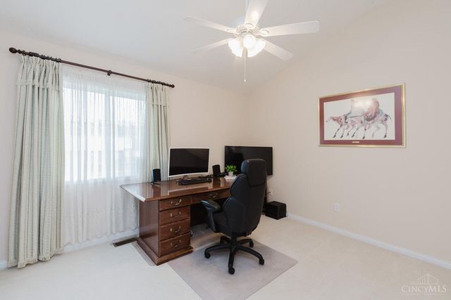 9741 Olde Georgetown Way, Centerville, OH 45458