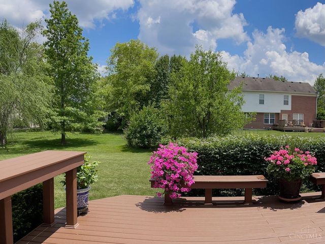 9741 Olde Georgetown Way, Centerville, OH 45458