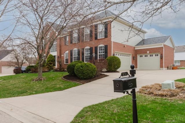 9741 Olde Georgetown Way, Centerville, OH 45458