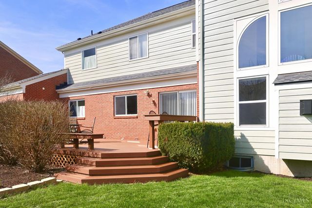 9741 Olde Georgetown Way, Centerville, OH 45458