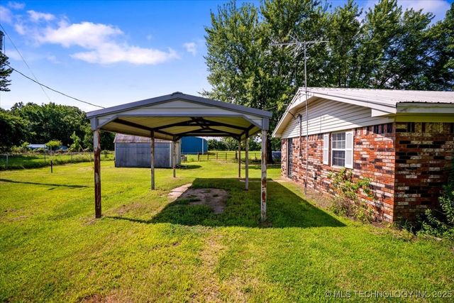 426670 1150 Road, Eufaula, OK 74426