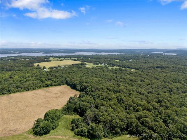 426670 1150 Road, Eufaula, OK 74426