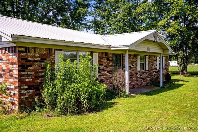 426670 1150 Road, Eufaula, OK 74426