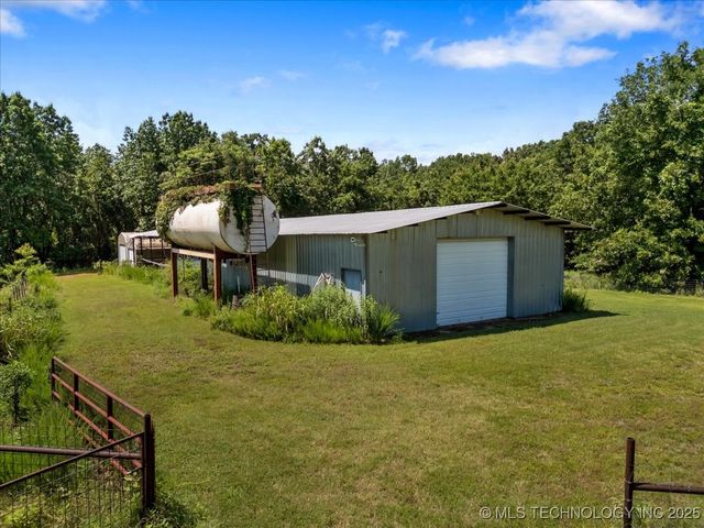 426670 1150 Road, Eufaula, OK 74426