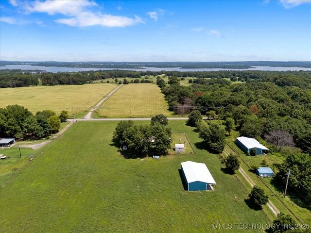 426670 1150 Road, Eufaula, OK 74426