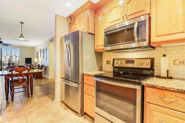 1200 Marine Way 607, North Palm Beach, FL 33408