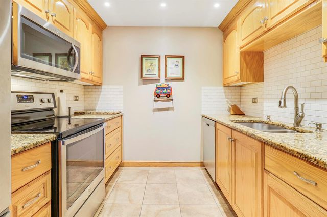 1200 Marine Way 607, North Palm Beach, FL 33408