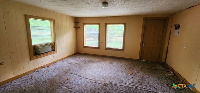 262 Highway 95 A, Smithville, TX 78957