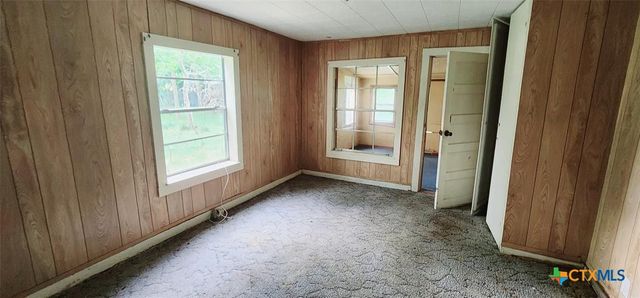 262 Highway 95 A, Smithville, TX 78957