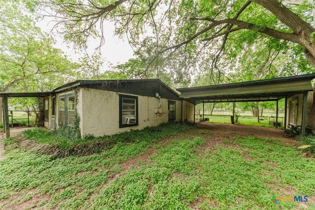 262 Highway 95 A, Smithville, TX 78957