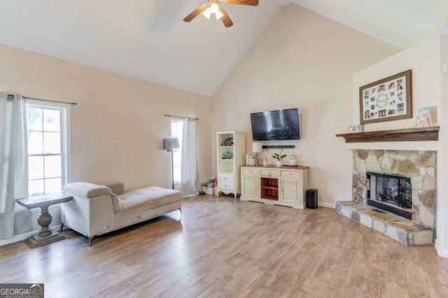 502 Towler Shoals View, Loganville, GA 30052