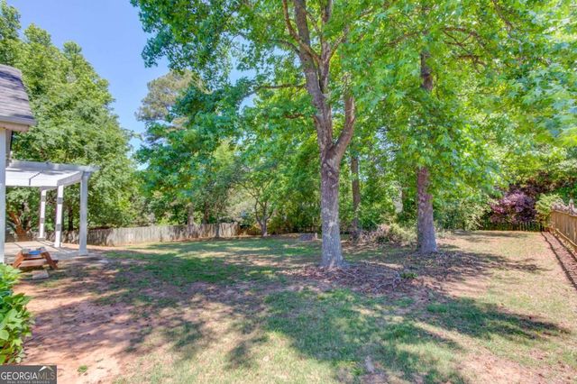 502 Towler Shoals View, Loganville, GA 30052