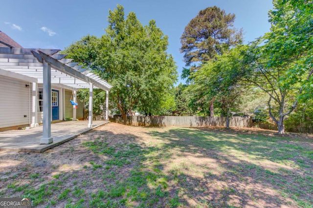 502 Towler Shoals View, Loganville, GA 30052