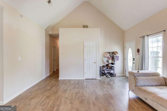 502 Towler Shoals View, Loganville, GA 30052