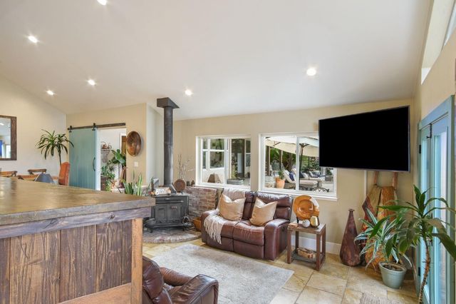 2200 E Tuolumne Rd, Turlock, CA 95382