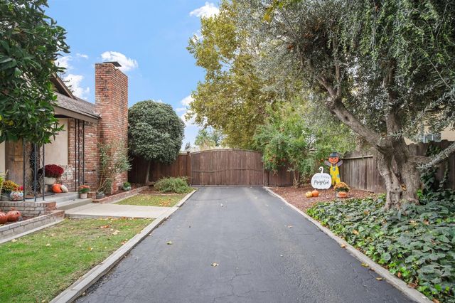 2200 E Tuolumne Rd, Turlock, CA 95382