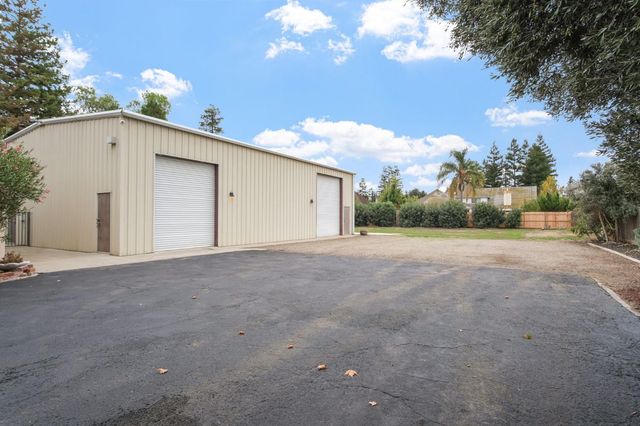 2200 E Tuolumne Rd, Turlock, CA 95382