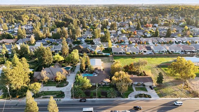 2200 E Tuolumne Rd, Turlock, CA 95382