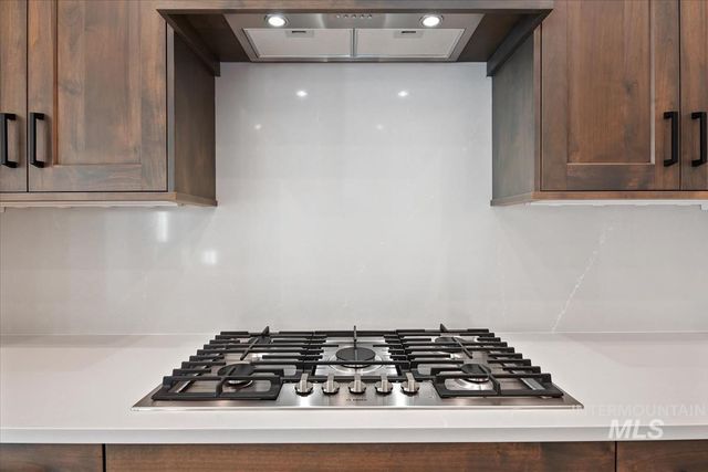 6610 N Good Drive, Eagle, ID 83629