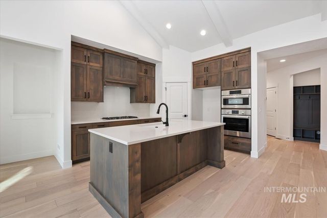 6610 N Good Drive, Eagle, ID 83629