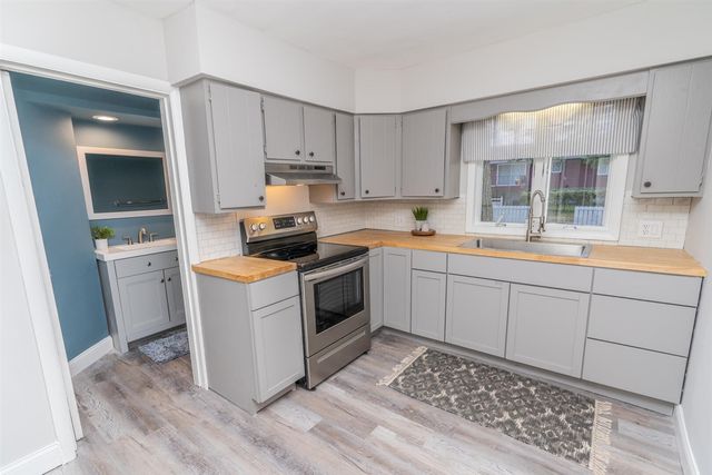 167 E Lincoln Avenue, Muskegon Heights, MI 49444