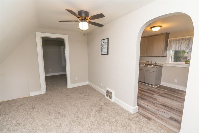 167 E Lincoln Avenue, Muskegon Heights, MI 49444