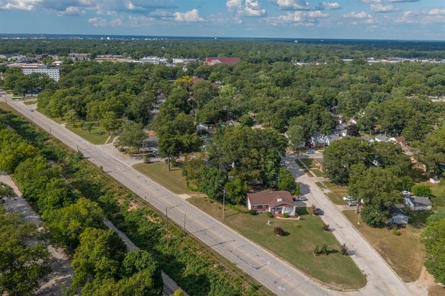 167 E Lincoln Avenue, Muskegon Heights, MI 49444