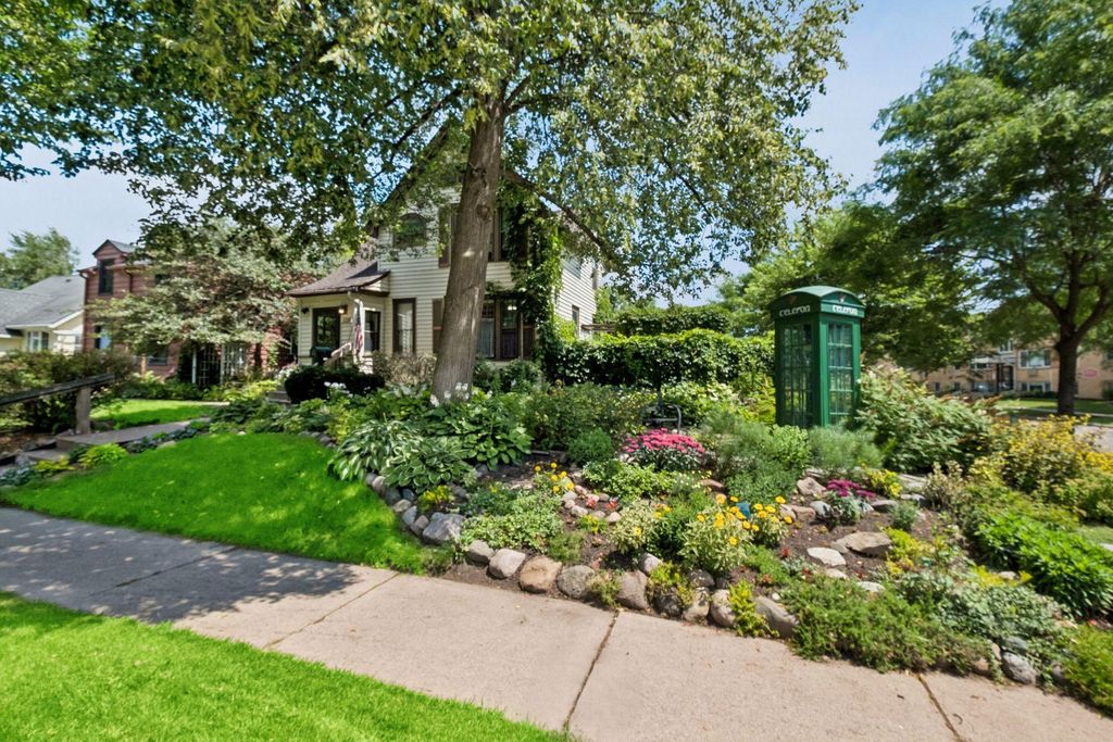1114 Gibbs Avenue, Saint Paul, MN 55108 — photo 2