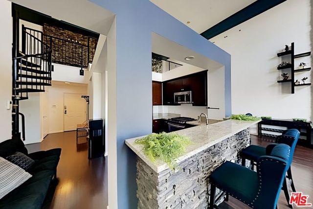 1901 S victoria 201, Oxnard, CA 93035