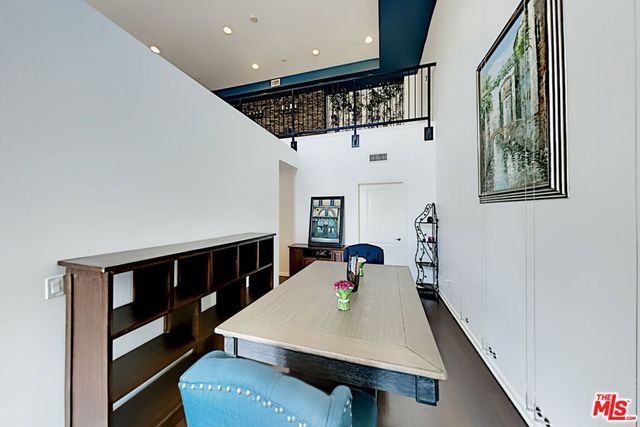 1901 S victoria 201, Oxnard, CA 93035