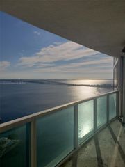 2101 BRICKELL AV 1905, Miami, FL 33129