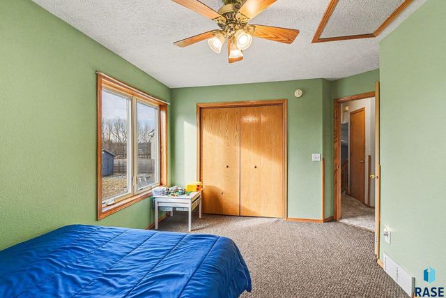 815 E Ryan Dr Drive, Tea, SD 57064