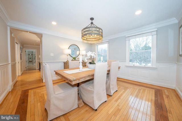 1324 KAREN LN, Wayne, PA 19087