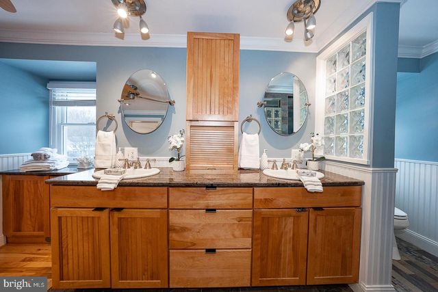 1324 KAREN LN, Wayne, PA 19087