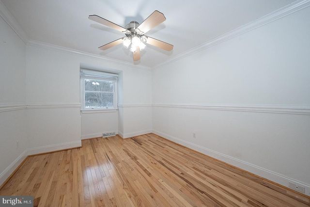 1324 KAREN LN, Wayne, PA 19087