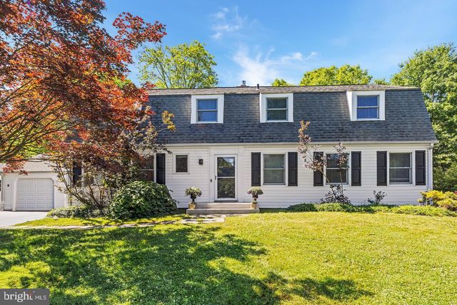 1324 KAREN LN, Wayne, PA 19087