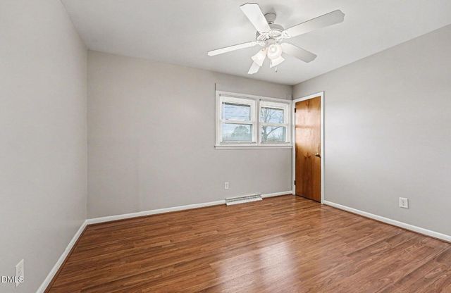 106 Hall Street, Graham, NC 27253