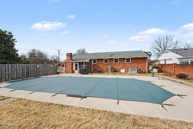 106 Hall Street, Graham, NC 27253