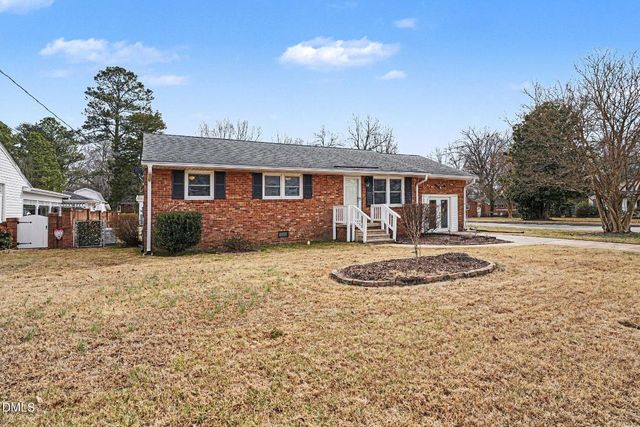 106 Hall Street, Graham, NC 27253