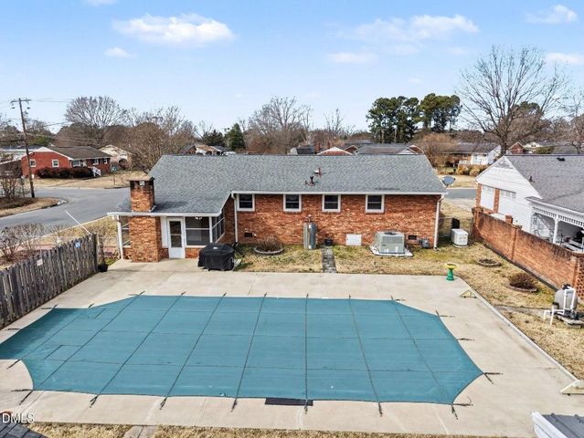 106 Hall Street, Graham, NC 27253