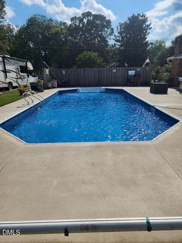 106 Hall Street, Graham, NC 27253