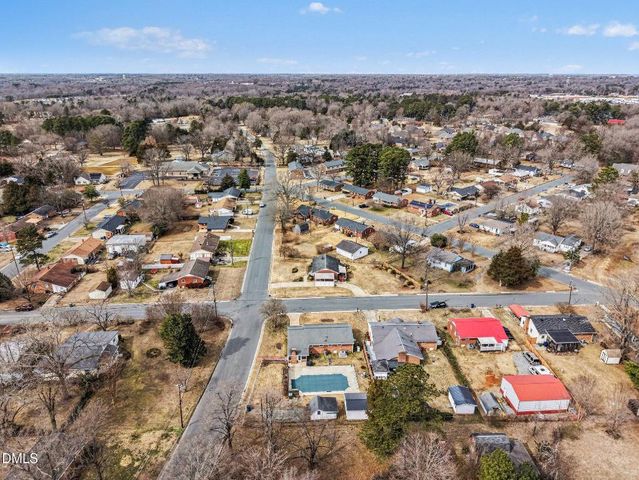 106 Hall Street, Graham, NC 27253