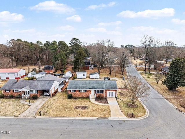 106 Hall Street, Graham, NC 27253