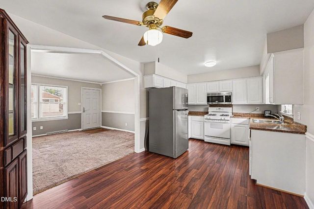 106 Hall Street, Graham, NC 27253