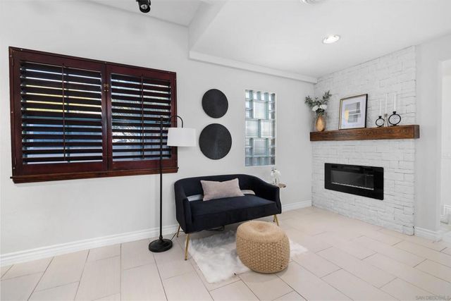 1564 Reed Ave, San Diego, CA 92109