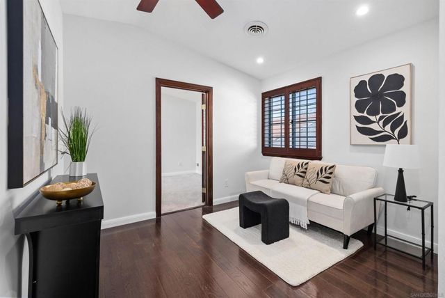 1564 Reed Ave, San Diego, CA 92109