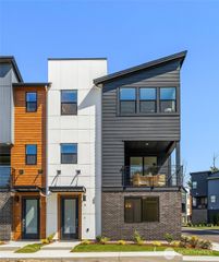 10811 (HS 109) 120th Lane NE #A, Kirkland, WA 98033
