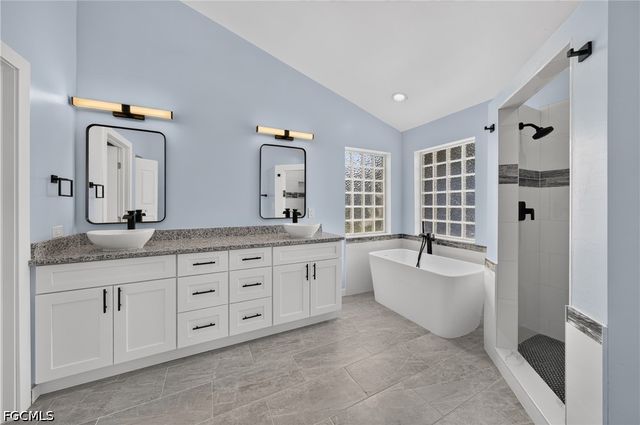 428 SW 19th AVE, Cape Coral, FL 33991