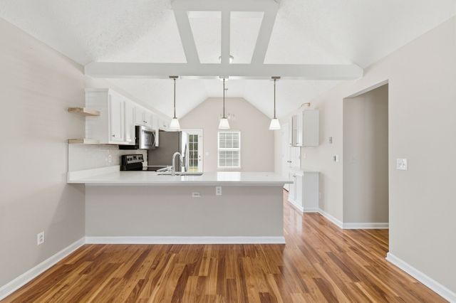 1987 Gateland Dr, Murfreesboro, TN 37127