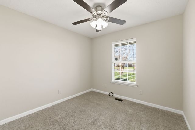 1987 Gateland Dr, Murfreesboro, TN 37127